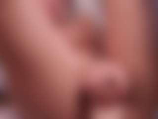 Live cam show with GigiLee - Asian Teen (18+) on crypto-cams