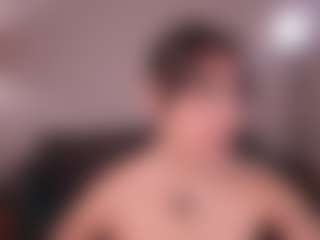 Live cam show with GigiLee - Gray Eyes on Hubzter Live