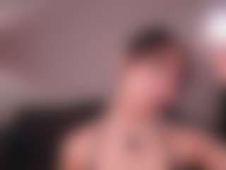 Live cam show with GigiLee - Pornstar Asian on Streamer API