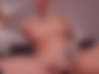 Live cam show with GigiLee - Lush on crypto-cams