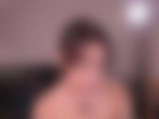 Live cam show with GigiLee - Seduction on fapnchat