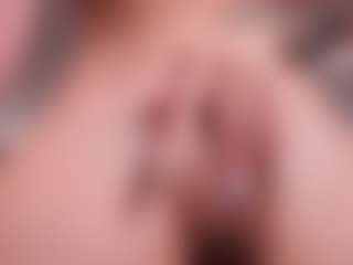GigiLee's Live Sex Cam Show