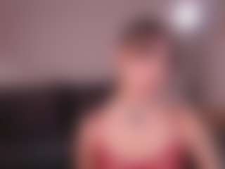 Live cam show with GigiLee - Gray Eyes on live18s.com