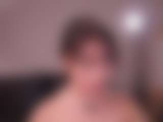 Live cam show with GigiLee - Strip Asian on CamSodaAdn