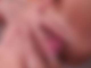 GigiLee's Live Sex Cam Show