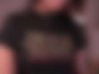 Live cam show with GigiLee - Control on Camming Site