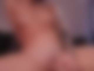 Live cam show with GigiLee - Big Ass on Free Soda