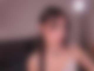 Live cam show with GigiLee - Gray Eyes on TeamSkeetLive