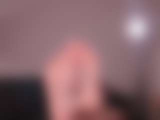 Live cam show with GigiLee - Oil on Camsoda