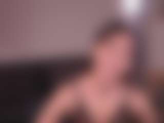 GigiLee's Live Sex Cam Show