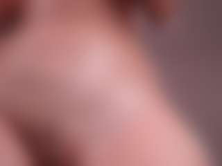 GigiLee's Live Sex Cam Show