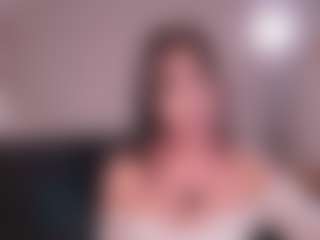 Live cam show with GigiLee - Young Adult on nudelive.tv