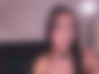 Live cam show with GigiLee - Asian Teen (18+) on Camsoda