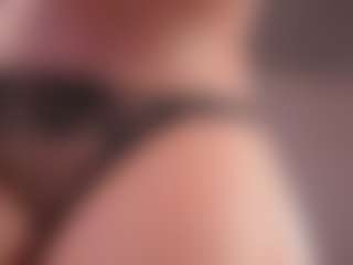 Live cam show with GigiLee - Lovense on Gym Cam Girls