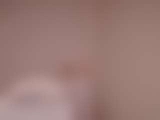 Live cam show with GigiLee - Squirt Latina on x69.live | colombia