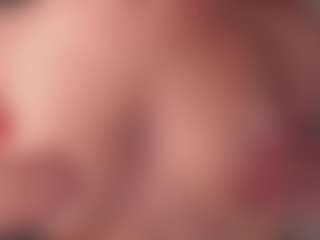 Live cam show with GigiLee - Cute on Dolls Live