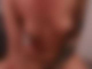 Live cam show with GigiLee - Lovense Small Tits on Camiplay Live