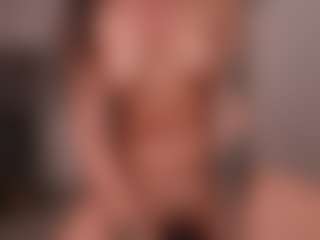 GigiLee's Live Sex Cam Show