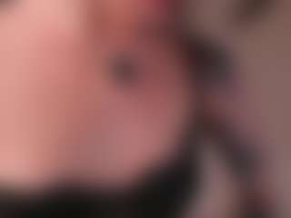 GigiLee's Live Sex Cam Show