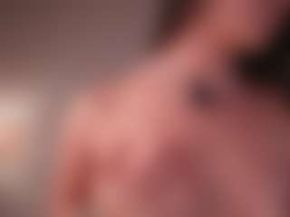 Live cam show with GigiLee - Petite on Gym Cam Girls