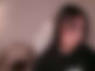 Live cam show with GigiLee - Teen (18+) on sexylive.show