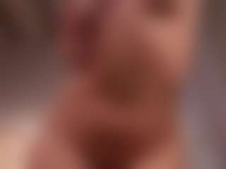 GigiLee's Live Sex Cam Show