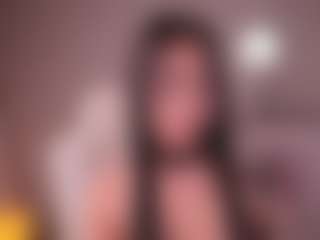 Live cam show with GigiLee - Asian Petite on Camsoda