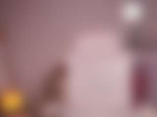 Live cam show with GigiLee - Lingerie on thefappeningchat.com