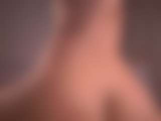 Live cam show with GigiLee - Blowjob on dropp.cam