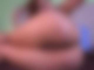 Live cam show with pattymm - Average on AdultVida.com