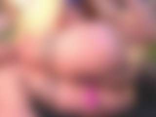 Live cam show with pattymm - Bedroom on Mixed Magazine Live