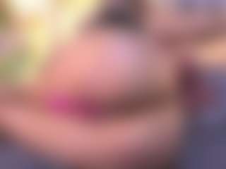 Live cam show with pattymm - Living Room on fapnchat