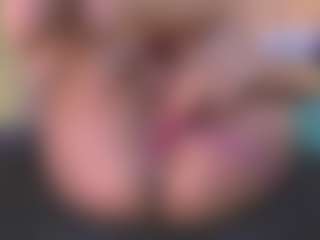 Live cam show with pattymm - Living Room on Camsoda