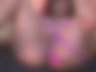 Live cam show with pattymm - Living Room on Camsoda
