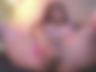 Live cam show with pattymm - Red Hair Squirt on Camsoda