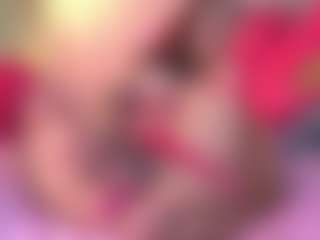 Live cam show with pattymm - Squirt on Camsoda