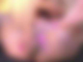 Live cam show with pattymm - Strip Red Hair on Camsoda