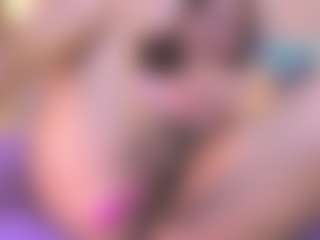 Live cam show with pattymm - Living Room on Camsoda