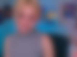 Live cam show with blondie-melisa - Blonde Hair on Soda Cam