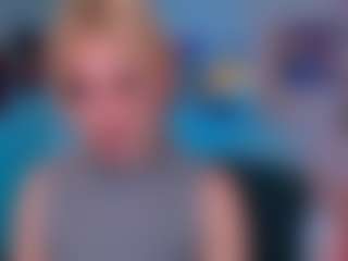 Live cam show with blondie-melisa - Smoking on Instabang
