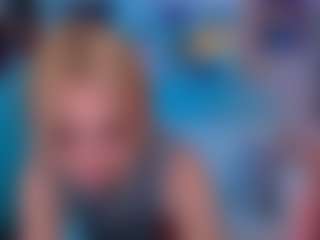 Live cam show with blondie-melisa - Blonde Hair on PervPlay.com