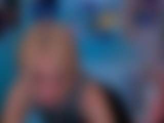 Live cam show with blondie-melisa - Moaning on Free Soda