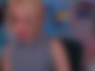 Live cam show with blondie-melisa - Bikini on Camsoda