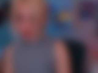 Live cam show with blondie-melisa - Moaning on Pornisteam.com