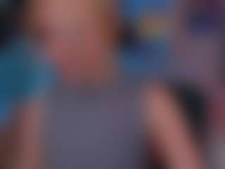 Live cam show with blondie-melisa - Small Tits on boobsie.com