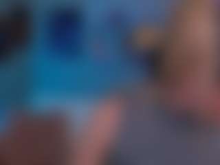 Live cam show with blondie-melisa - Small Tits on Pornisteam.com