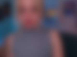 Live cam show with blondie-melisa - Grey Eyes on xDating