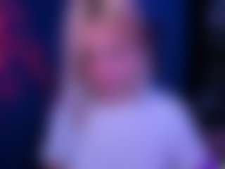 Live cam show with blondie-melisa - Blonde Hair on googirlz