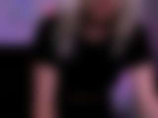 Live cam show with blondie-melisa - Lush Blonde Hair on AdultVida.com