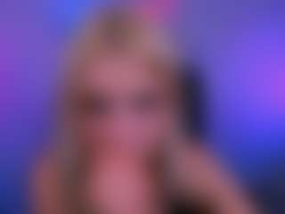 Live cam show with blondie-melisa - Smoking on Dolls Live